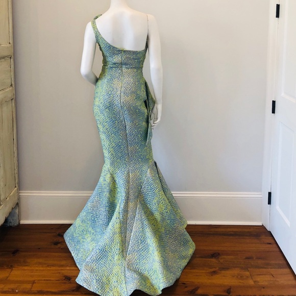 MNM Couture | Fouad Sarkis | Mermaid Dress - Picture 5 of 6